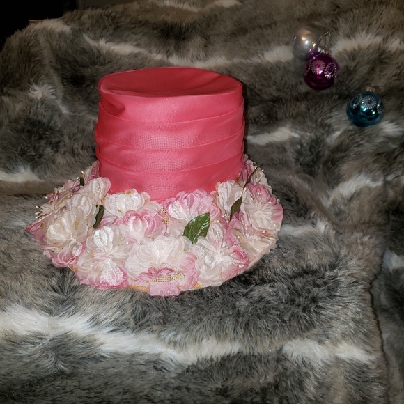 VINTAGE Ladys Hat. Pink and floral design. 1950's- mid 1960's with box. - Picture 4 of 6